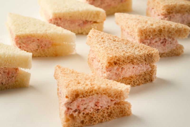 Plateau de Sandwich Classique Jambon : 60 pointes de chaque	